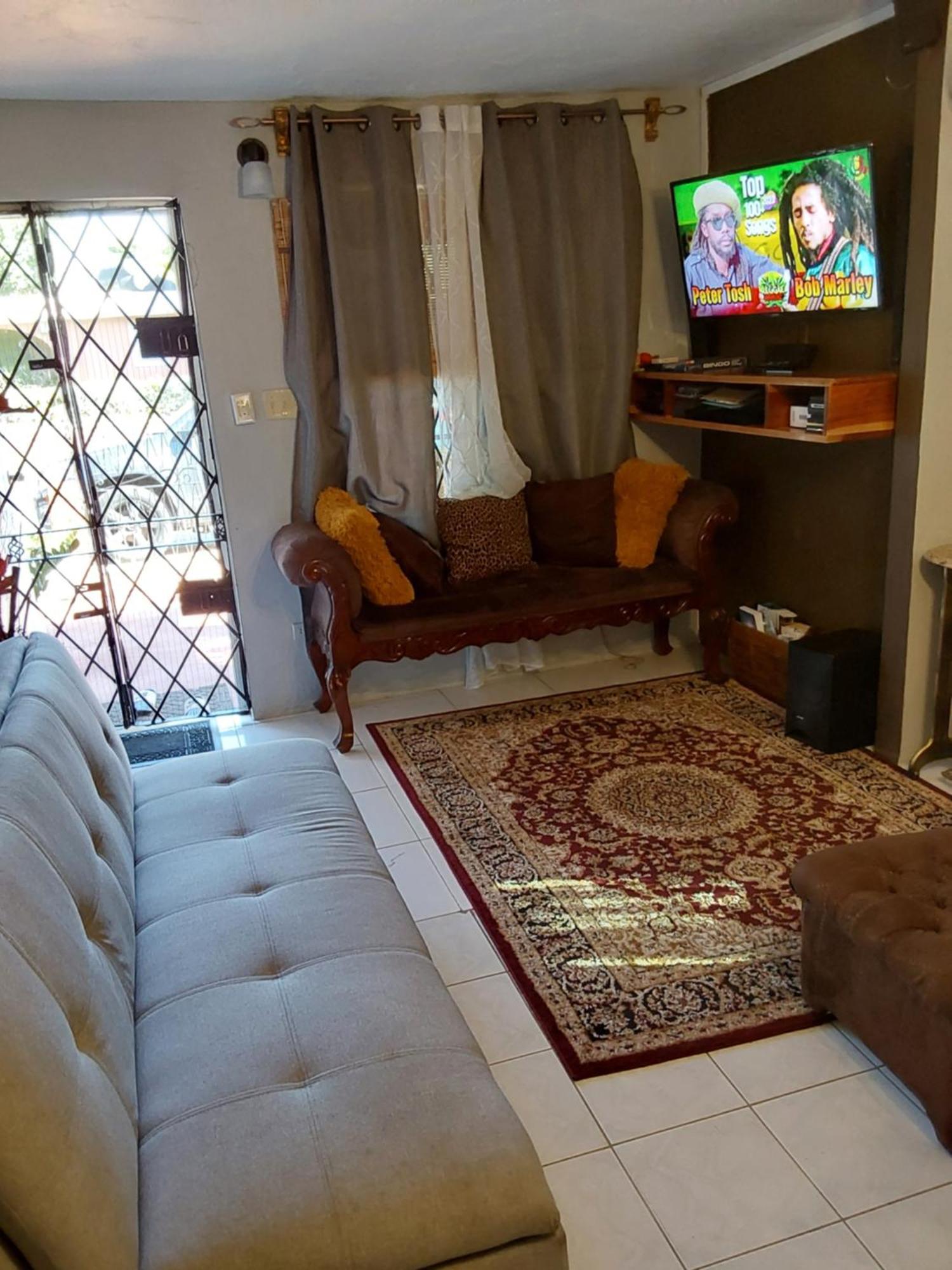 Zipcode Hideaway Guesthouse Portmore Dış mekan fotoğraf